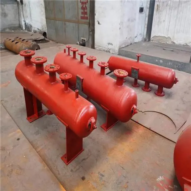 西乡塘分集水器安装高度